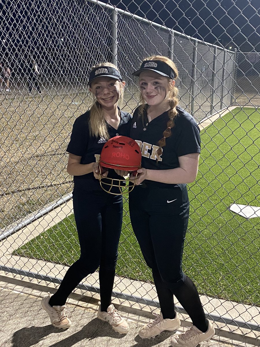 Tough night in Aledo but we fought hard 🥎 these ladies are improving each and every game! 

Next game is Tuesday at Brewer 💛

Varsity
MVP 🏅 Ramona Rainbolt
SPIRIT 📣 Gracie Porter 

JV
ULTIMATE 🏅 📣 Preslee Graham &amp; Sophia Curry