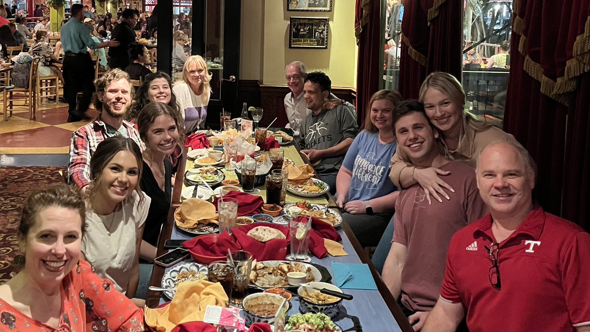 mbrose0605's tweet photo. Fun family dinner celebrating Nathan! Can’t believe he is about to be 23! 🎂🎈 https://t.co/Gcpls5fJqs