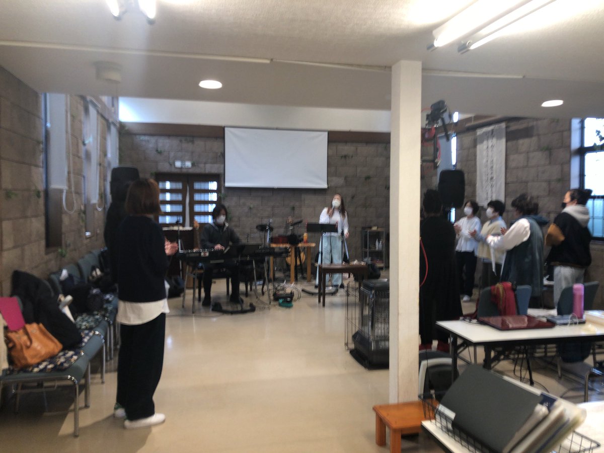 Shonan_GC's tweet photo. #まん延防止重点措置 が解除され みんなで楽しく #ゴスペル を歌いました
メンバー募集中です

#湘南グレースチャペル
#SWFC https://t.co/YqHd7w17a2