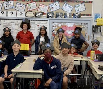BeverlyMoutet's tweet photo. Today was one of those days ⁦@EmersonLBUSD⁩ when you go home with a full heart and think “this is how school is supposed to feel” #EmersonEagles #ProudtobeLBUSD https://t.co/SUMQZKJfw7