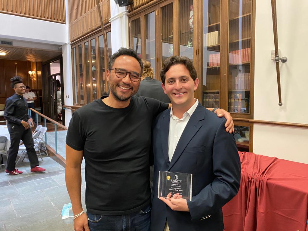 brian_yancelson's tweet photo. Beyond honored to receive the Thurman Adkins "Unsung Hero" Award from Student Involvement. My favorite part was getting to celebrate with a few of the people that have made time at @Trinity_U so special! @TU_President19 @TingleJK @dr_gojira @JSepulvedaJr https://t.co/CE1Tt1uGM5