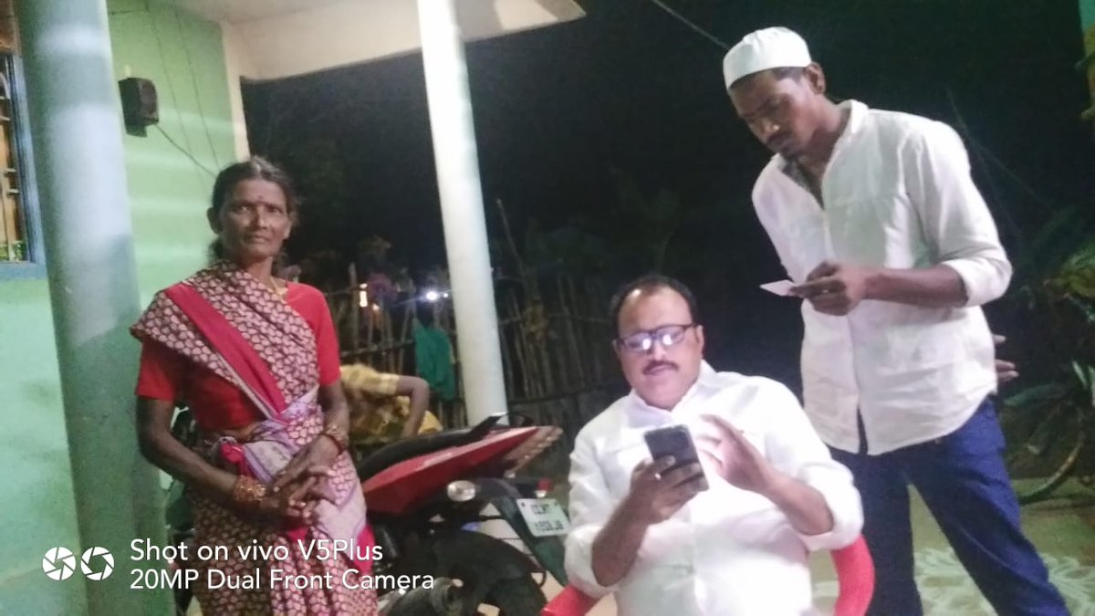 JAslamBasha's tweet photo. #Membership at #yelagiriHills #JolarpetAssembly 
#DigitalMembershipdrive 

@RahulGandhi @ShayarImran
@dineshgrao  @MastanValiINC  @sirivellaprasad https://t.co/1yBmG1z7el