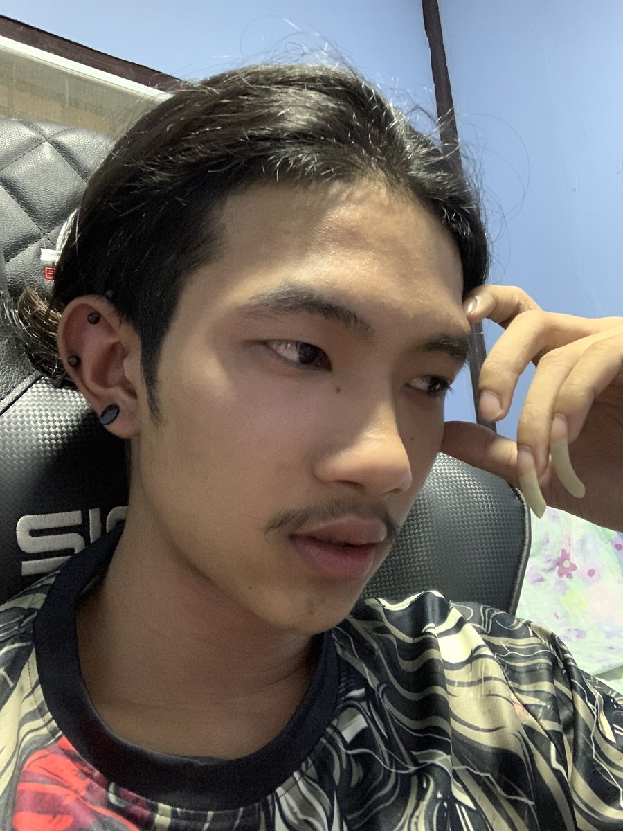 เห็นเราไม่มีค่านั้นไซส์56😜1400ว่าไงพี่🤫#ชายแท้รับงาน #ร้อนเงิน #สนใจทักมา DI. arttnpd2002