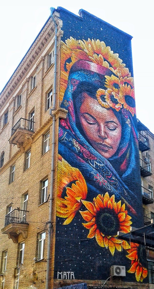 jeryzner's tweet photo. #Maddow to #LastWord
#StandWithUkraineοΈ πΊπ¦
#FeatureFriday
Art Break #6-Final
Good Night
βProtectressβ(2016)
Artist: Mata Ruda
Location: 1/2 Taraβs Shevchenko Pereylok, Kyiv, UA
#mataruda
(Tap to fully open) https://t.co/IQnMYjjkDa
