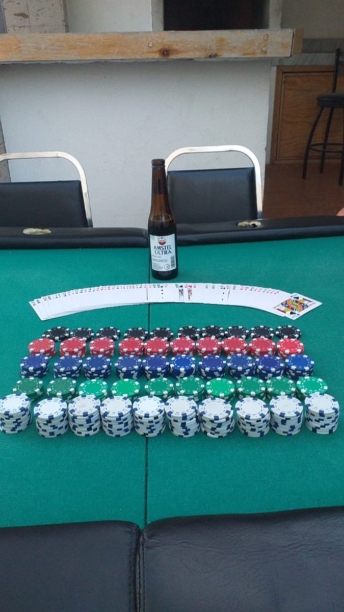 Gmosanchez7's tweet photo. @AngelGuillen25 @InesSainzG @LynnGilmartin @santigoal @Roycepr  @WPT @AztecaDeportes NOCHES DE POKER BALBOACLUB SALUDOS DESDE CHIHUAHUA !!! https://t.co/Pzvztl6lrK