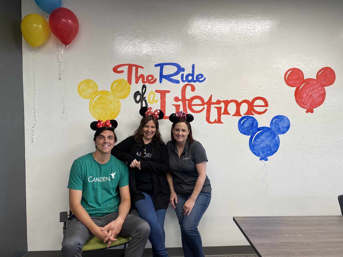 DahnnBrown's tweet photo. Blessed with the BEST leadership team. Beyond excited we were able to meet this week to prepare to conquer The Ride of a Lifetime! Grab your park hopper and join us for the fun. We are ready for you! ❤️🤍 https://t.co/ujNkfhypoS