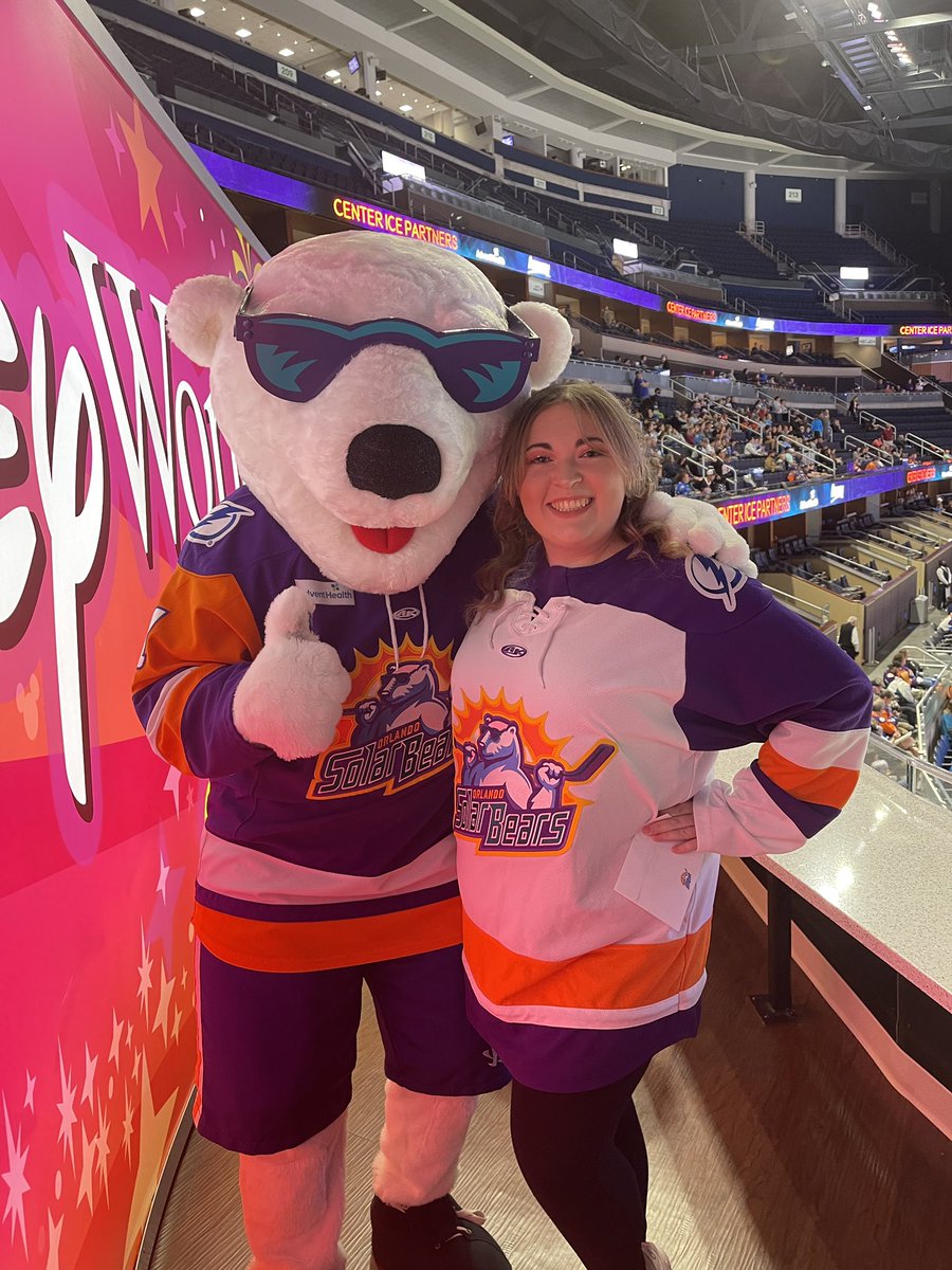 SimplySGTeaches's tweet photo. Orlando Solar Bears #TeacherAppreciationNight was a blast! 🥰 https://t.co/cQRDq8toyN