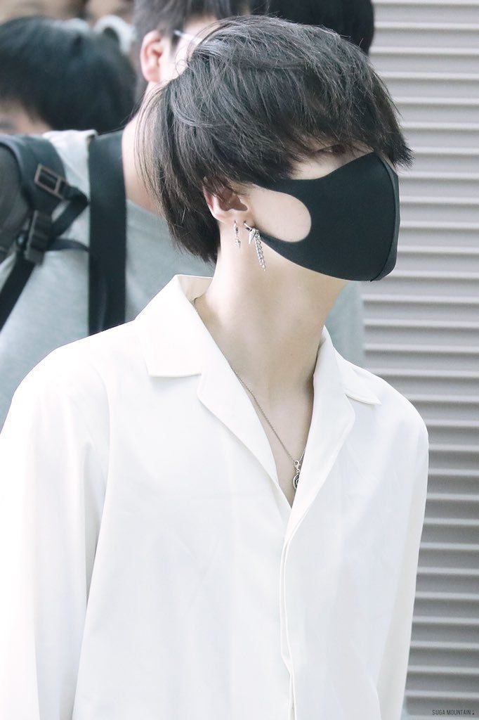 PupleSuga's tweet image. 180514 민윤기
설명이 필요없음
그냥 여섯 숫자 외워야함