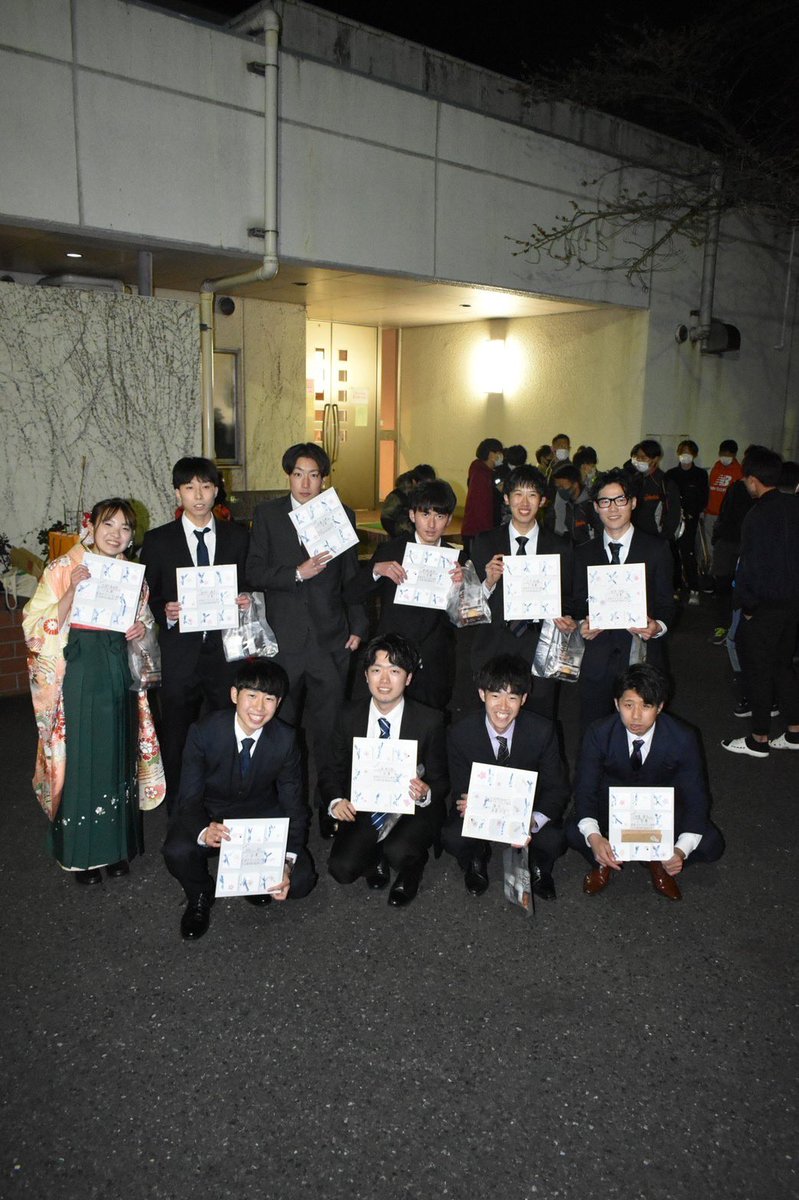 aoshi1015's tweet photo. 2022.03.23🎓🌸 
拓殖大学卒業しました！

マネージャーと選手両方経験したけどあの時辞めなくてよかったって思える程充実した4年間でした！

拓大にきて本当によかった！
ありがとうございました‼️

#卒業 #拓殖大学 #拓大 https://t.co/LtRLKsmBCi