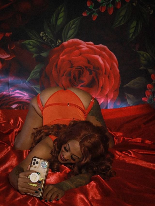 ShardellMonique's tweet photo. Wait, quick, lemme take a pic, for Daddy 🔥 https://t.co/s7fpMmvnGK