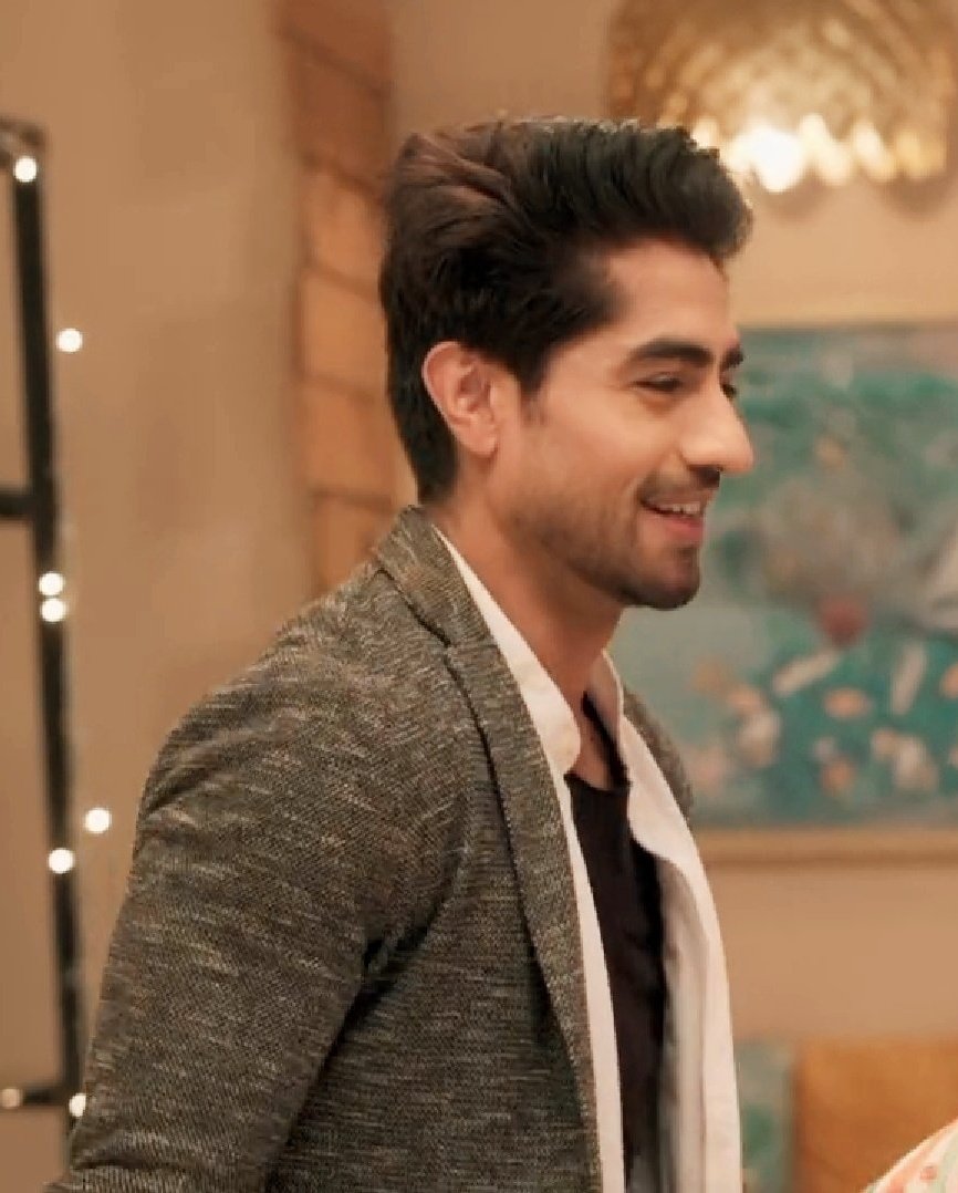 BepannaahNo1Fan's tweet photo. Can this man stop looking this handsome so I can sleep and not stay awake to see him every morning 🙈🙉🙊 He has turned me into an insomniac 😂🤣😂

#AbhimanyuBirla #HarshadChopda #YRKKH #YRKKH3 #YehRishtaKyaKehlataHai #AbhiRaKiShaadi @iconic_awards https://t.co/SKvfwBYcG1