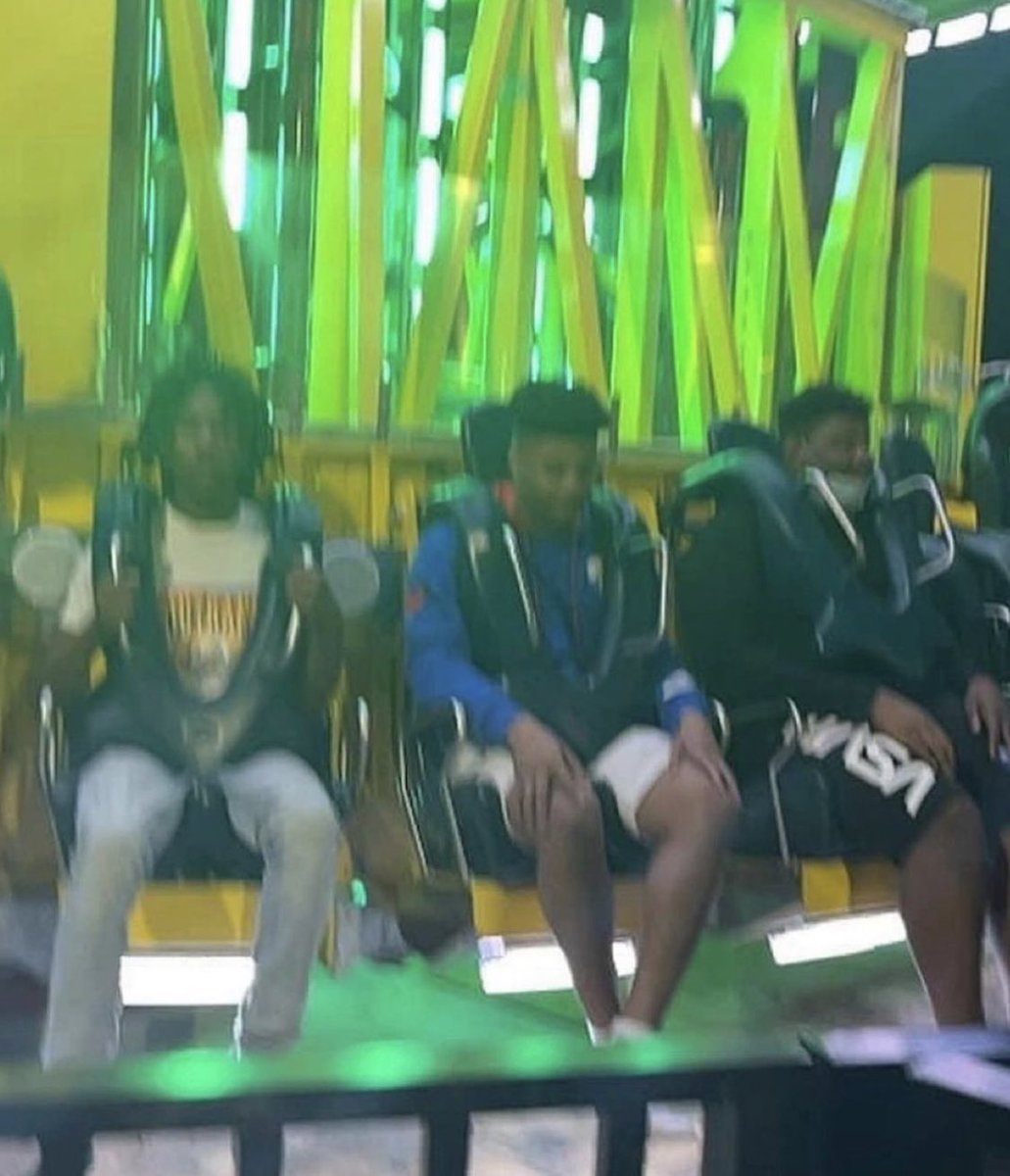 44vibeTV's tweet image. In this picture you can see the 14-year old not buckled correctly. RIP 🕊