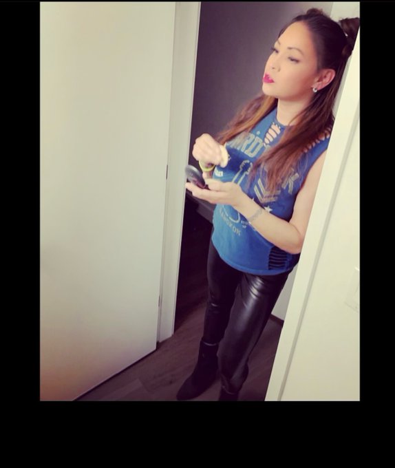 💖 Like 👍 and comment 💖 Love You All🍌new model looking to starta new career. VOTE FOR ME!!!! Please subscribe<a href="/tag/newprofilepic"class="tags"><span>#newprofilepic</span></a>