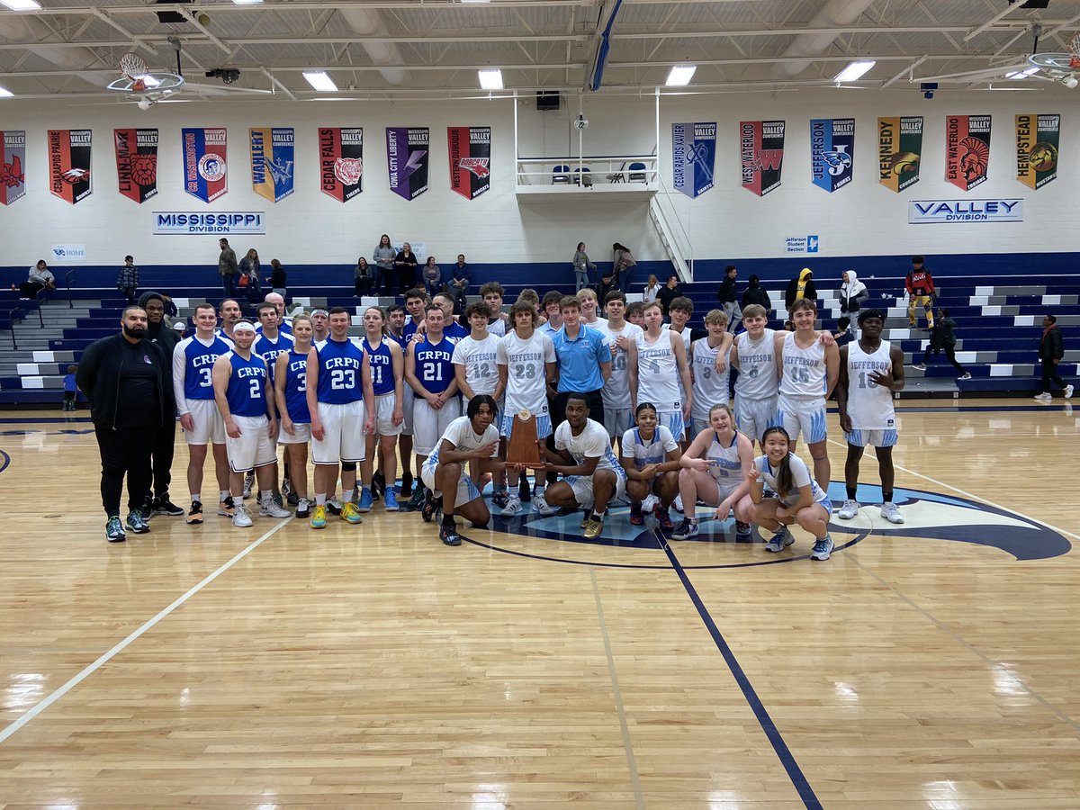 What an AMAZING night tonight. A packed house to watch the J Hawks against the CR Police Dept. This inaugural event goes to the J Hawks with a 67-57 victory! Awesome work Officer McDowell on planning this great event! All proceeds to CR netWORK! } #westside