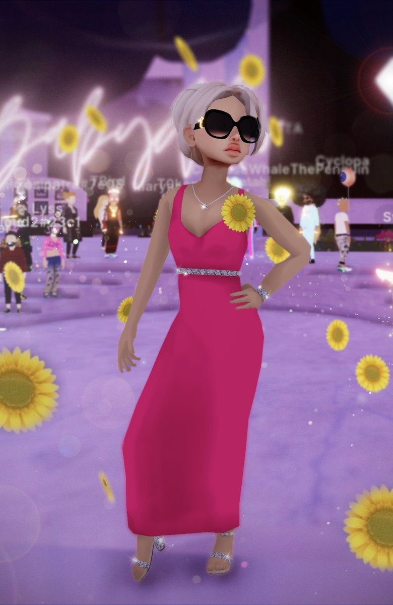 DahliaJuneF's tweet photo. ✨So honored to walk for @maryanaDCL in #MVFW 
 Photo featuring the collection - Elegance by Maryana &amp; Sunflower Aura for Ukraine✨ - https://t.co/TWYWhaC6fL

Head &amp; Hair - By @DokiDCL 
Sunglasses - @RichHomieNFT https://t.co/RuJg2YPilx