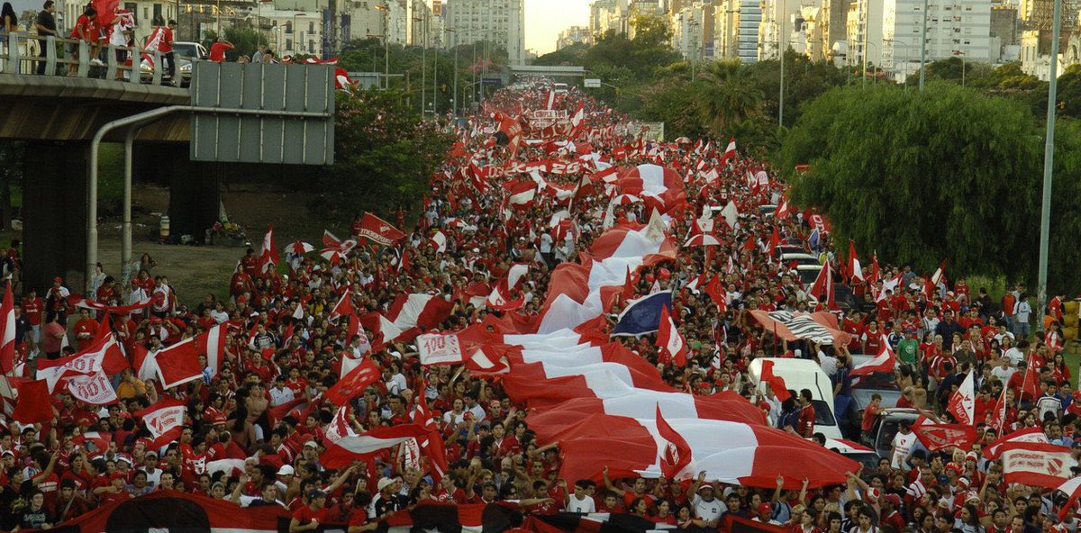 CAIplaneta's tweet photo. En Avellaneda, en Japón, en Brasil, donde sea. Nunca visitante, siempre de local. 
¡Feliz #DiaDelHinchaDeIndependiente! https://t.co/wqv5DLZtSx