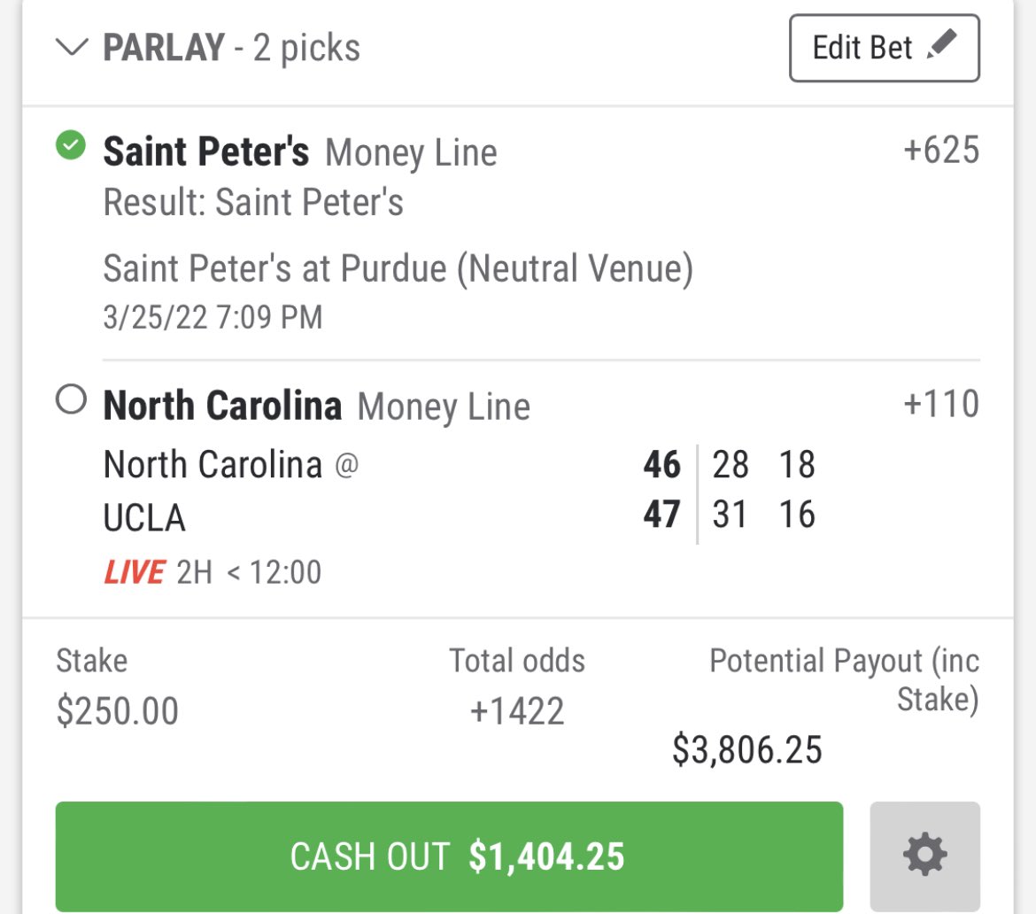 caseyamarx's tweet photo. Should I cash out? @MarchMadnessMBB https://t.co/uWHXofU50z