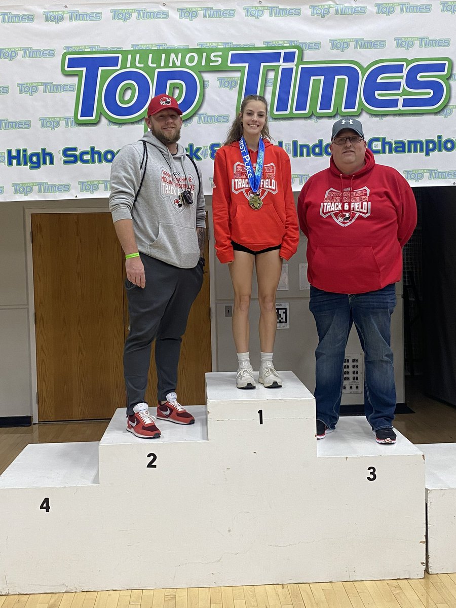 CoachRJThompson's tweet photo. @_IL_Top_Times 
5.5.7m LJ 1st place, 1.00.21 400 2nd place.  @coachlester4 https://t.co/niULC6NGoq