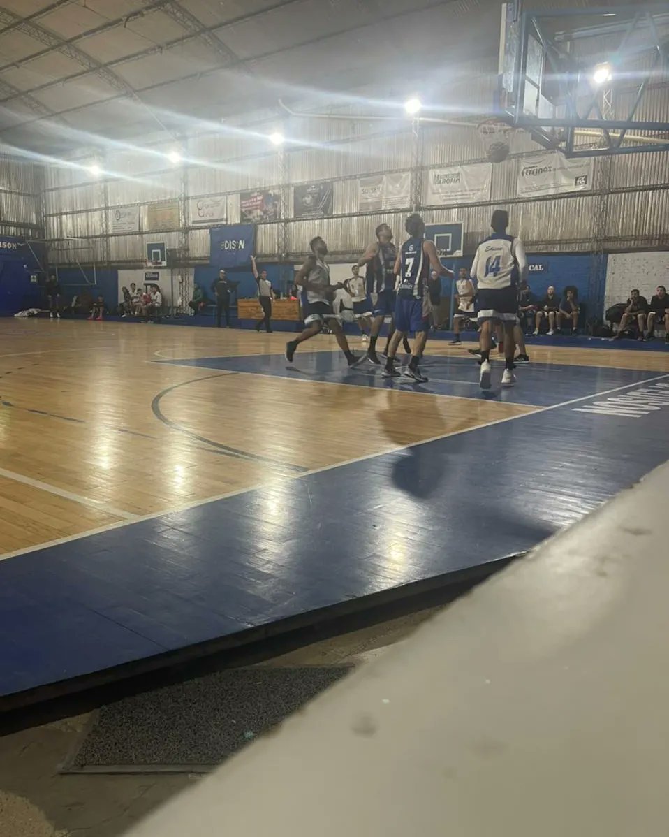 Triunfo de nuestra primera en la segunda fecha del torneo de <a href="/arbbok/">ARBBOK</a> !! 💫

Vs @redstar_basquet 

86-63

Vamos EDI 💪🏀