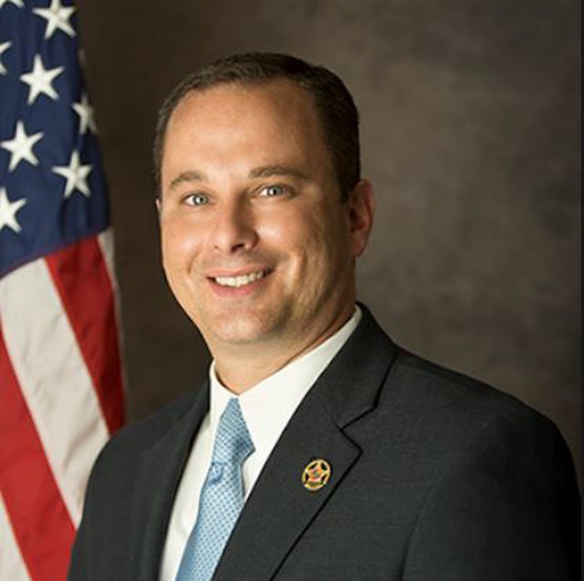 The Shelby Connection w <a href="/DonnaBowles/">DonnaBowles</a> &amp; <a href="/Paul_DeMarco/">Paul DeMarco</a> ~ Sat @ 9am

This week we visit w Owner &amp; CEO of @brunoeventteam 
Gene Hallman to talk about <a href="/RegionsTrad/">Regions Tradition presented by Coca-Cola</a> 

We’ll also talk with Major Clay Hammac of <a href="/ShelbyCountySO/">Shelby County SO</a> 

933theriver.com