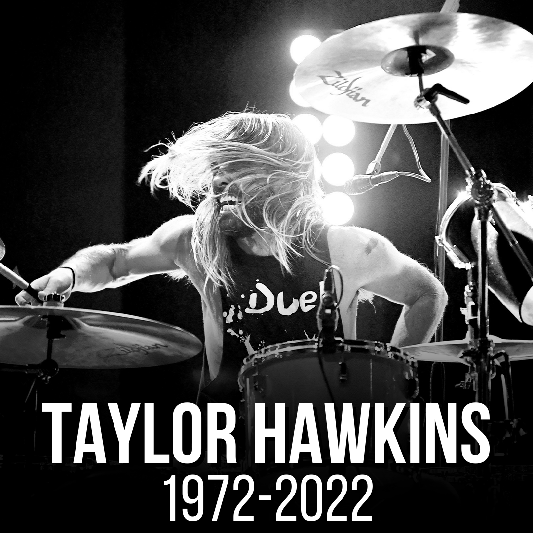 theeagledallas's tweet photo. We'll miss you, Taylor. 💔 

Taylor Hawkins, the drummer for Foo Fighters, has died. He was 50. https://t.co/5Lh6q8b4yI