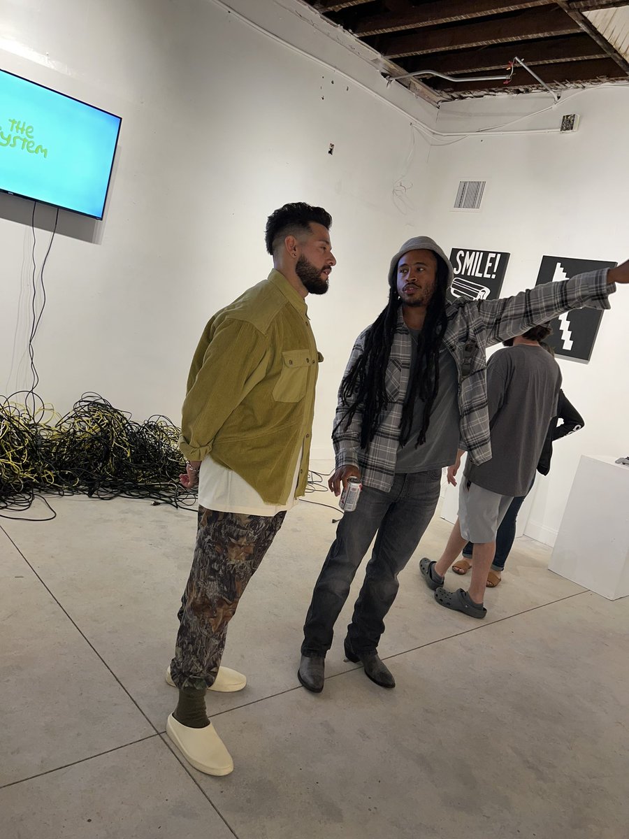 artcvstro's tweet photo. Thx for the rundown on the show 🙏🏽 @humangallardo https://t.co/fTlKOdkY7c