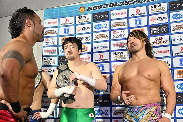 njpw1972's tweet photo. 棚橋「（英語で）タマ、T（タンガ）をしっかりフォローしてあげてね。ハートが、ちょっと混乱してるみたいだから」
タマ「ああ」
棚橋「支えてあげて」
タマ「もちろんだ」
棚橋「そしたら、次はもっと上手くやれると思うから」

全文は
⇒https://t.co/UXyIaiQcw2

#njcup https://t.co/E5BxqTrxuM