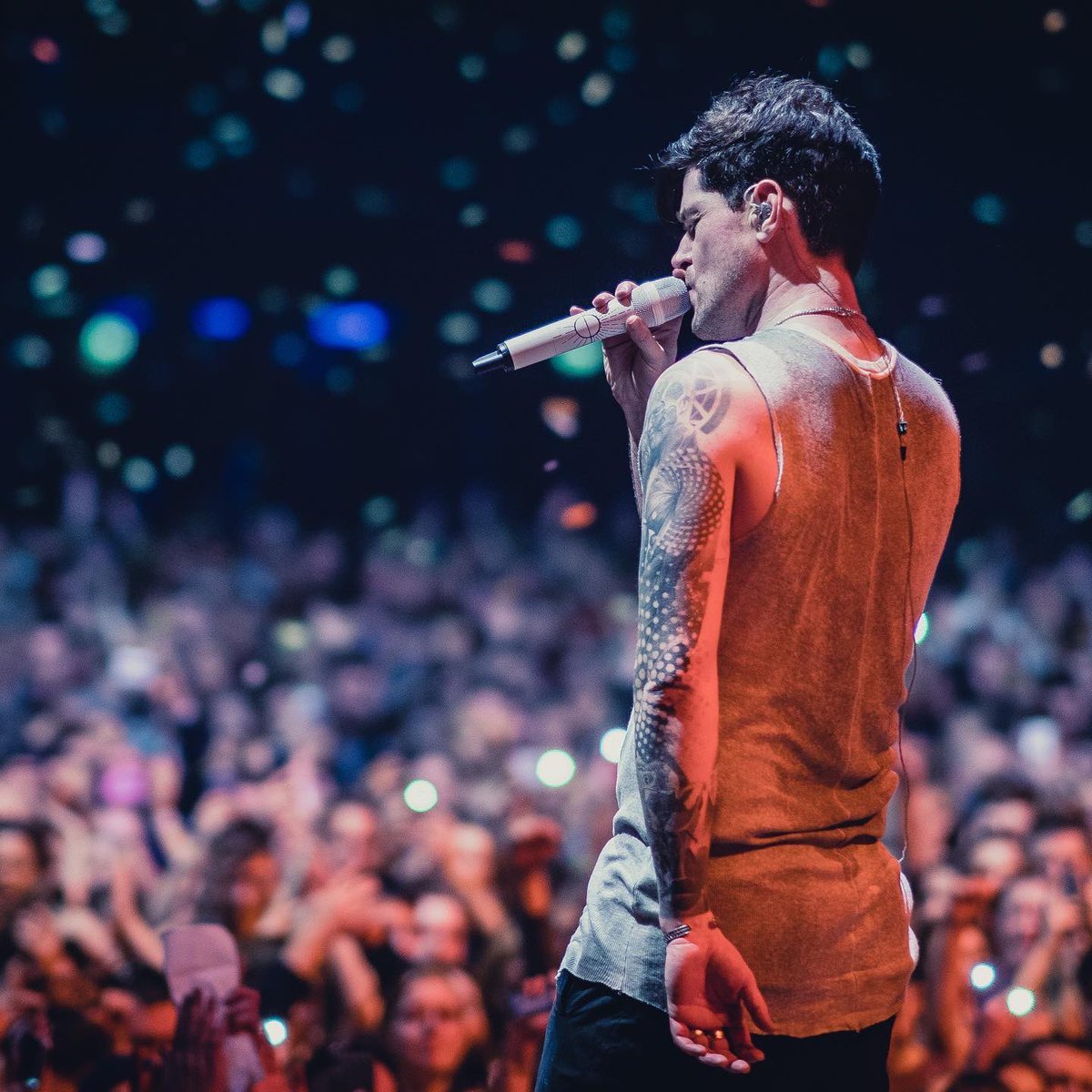 TheScript_Terhi's tweet image. Happy birthday @Jane_65326 💗🌼🌼💗 I hope you have a fantastic day!! @thescript @TheScript_Danny #thescriptfamily