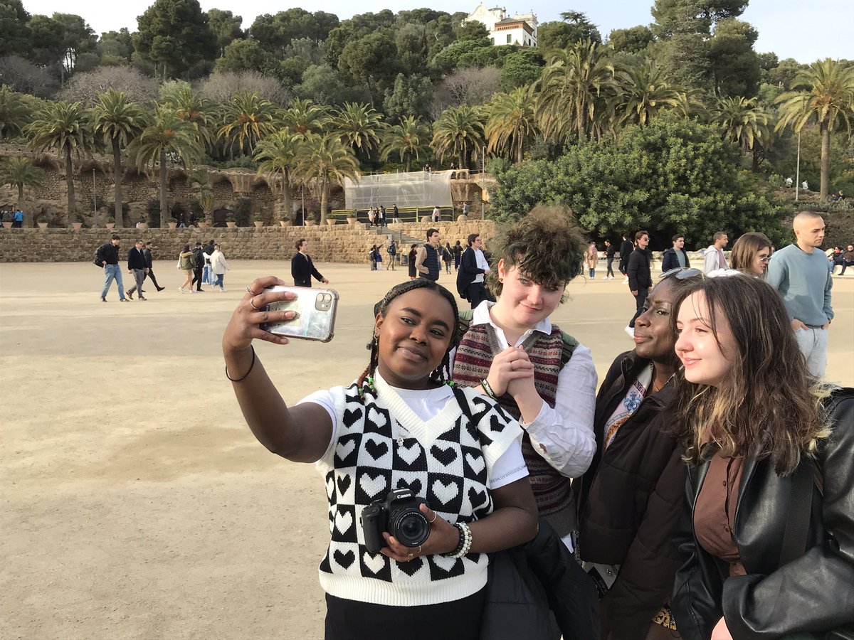 LCCCMJ's tweet photo. Having a lovely time checking out #Gaudi’s vibrant and whimsical creations in #parcguell on our @EUErasmusPlus trip to Catalunya. @lcc_richardlee @AodhanLcc @SuzyGallagher67 @CreativeArtsLCC @leedscitycoll https://t.co/XKiIebW1HT