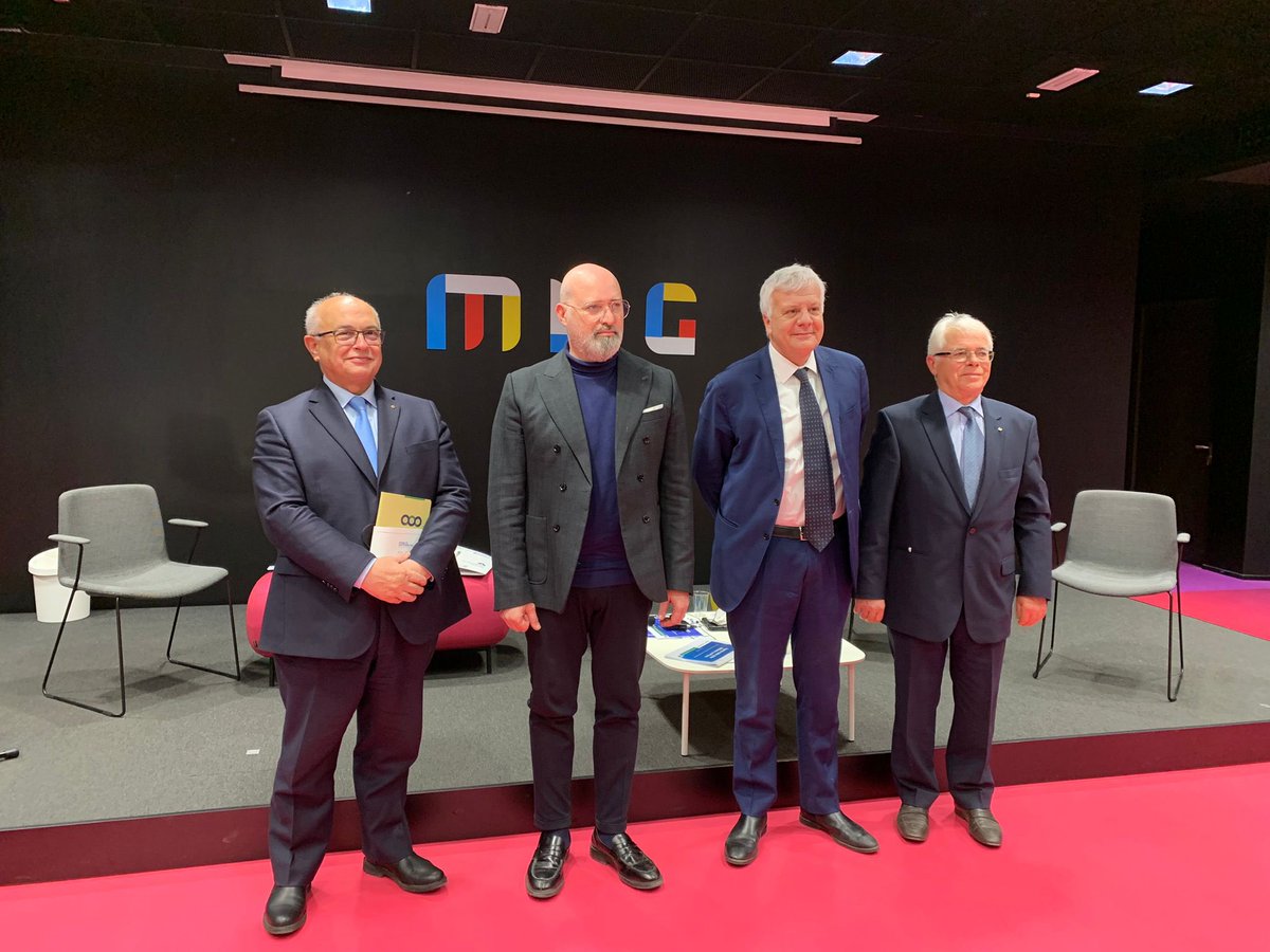 EmilBanca's tweet photo. Integriamo la sostenibilità nel nostro piano strategico e ci diamo 87 obiettivi, misurabili e valutabili nel tempo, capaci di determinare scelte coerenti con l’Agenda 2030 e le relative declinazioni previste a livello regionale.
ℹ️ https://t.co/WygSU43dnz https://t.co/8CICD4AqTV