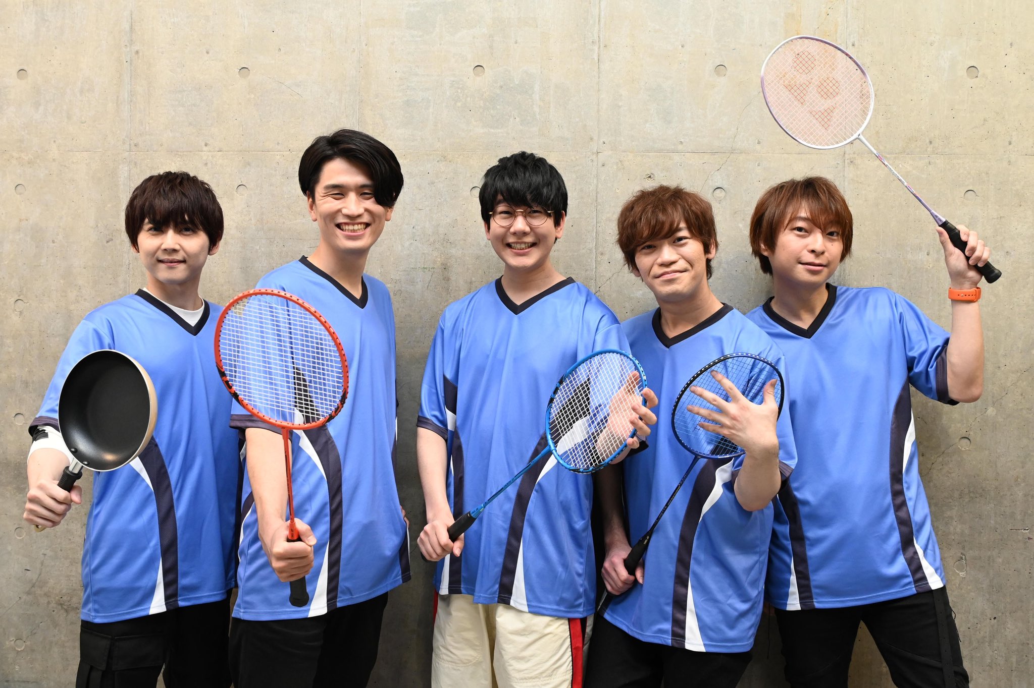 梶裕貴 Yuki Kaji 横浜湊高校バドミントン部で記念写真 Animejapan ラブオールプレー T Co J842wylolb Twitter