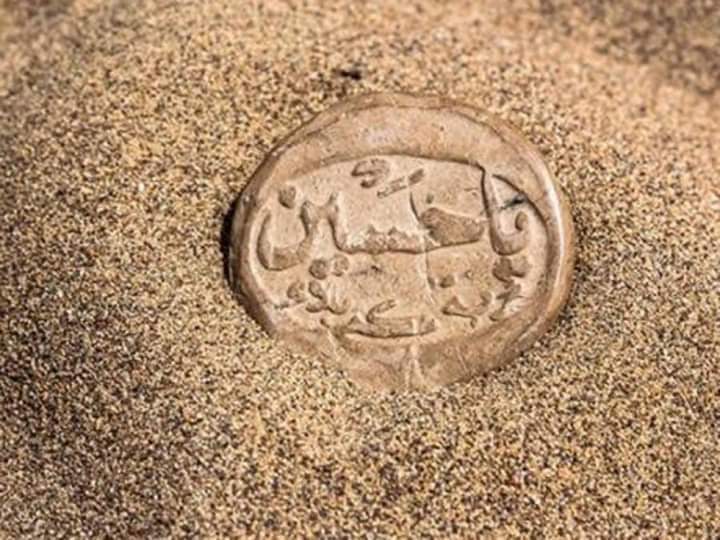 manmanena's tweet photo. کتنا مظلوم ہے میرا حسین جس کی قبر کی مٹی تک نہ چھوڑی گئی 😫😫 https://t.co/QeEWBP7QMN