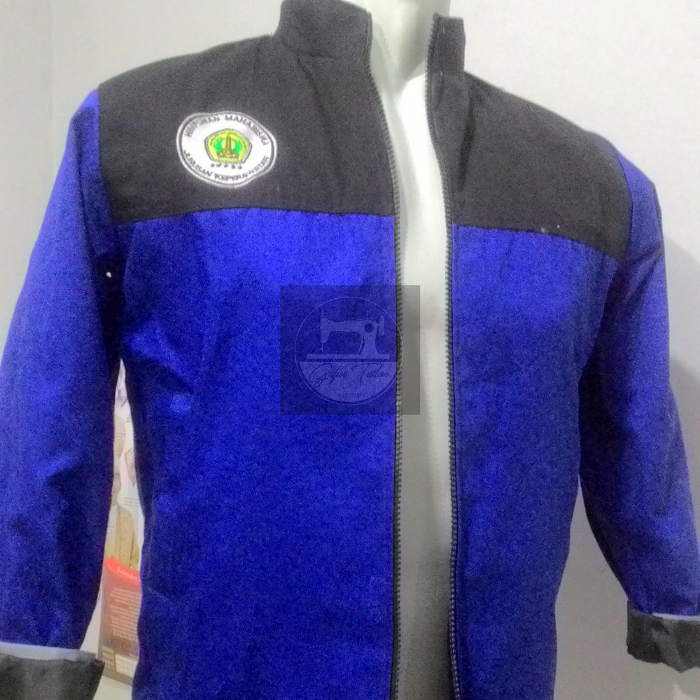 Jaket Dinas Poltekkes Kemenkes Malang

gafuruniform.com/gafur-konfeksi…

#jaketbordir #jaketmalang #jakettrack #konfeksimalang #konfeksiseragam #konveksimalang #konveksiseragam #penjahitmalang #penjahitseragam #poltekkeskemenkes #seragamdinas #seragammalang #tailormalang #tailorseragam