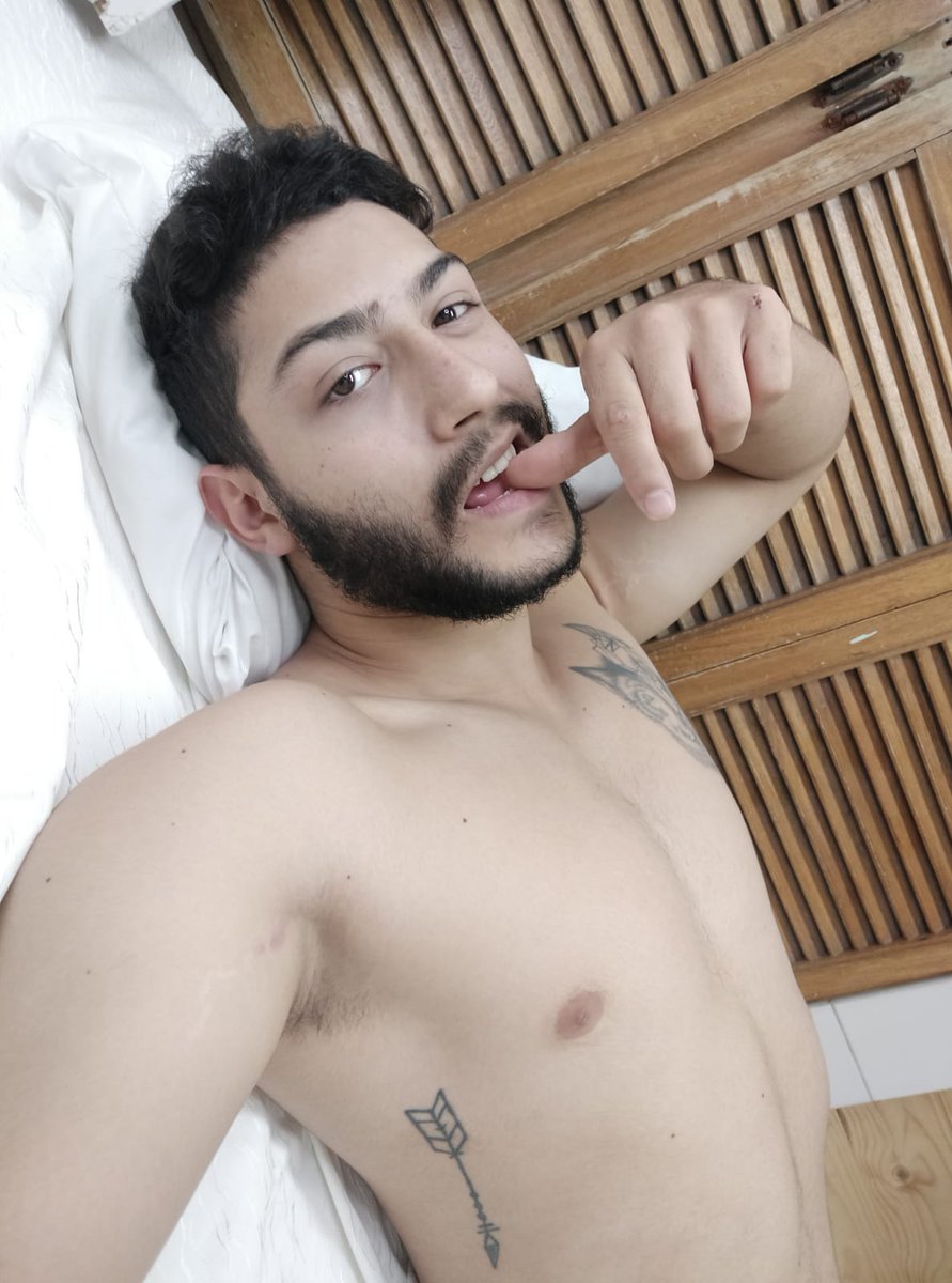 Davee_Miller_'s tweet photo. Something horny and different gonna happend today in my room!

Come and share a horny moment with me!
https://t.co/0Nhcb9PseA

@flirt4boys @Flirt4Free @Flirt4FreeGuys @F4FTraining https://t.co/YW5jN8RG0S
