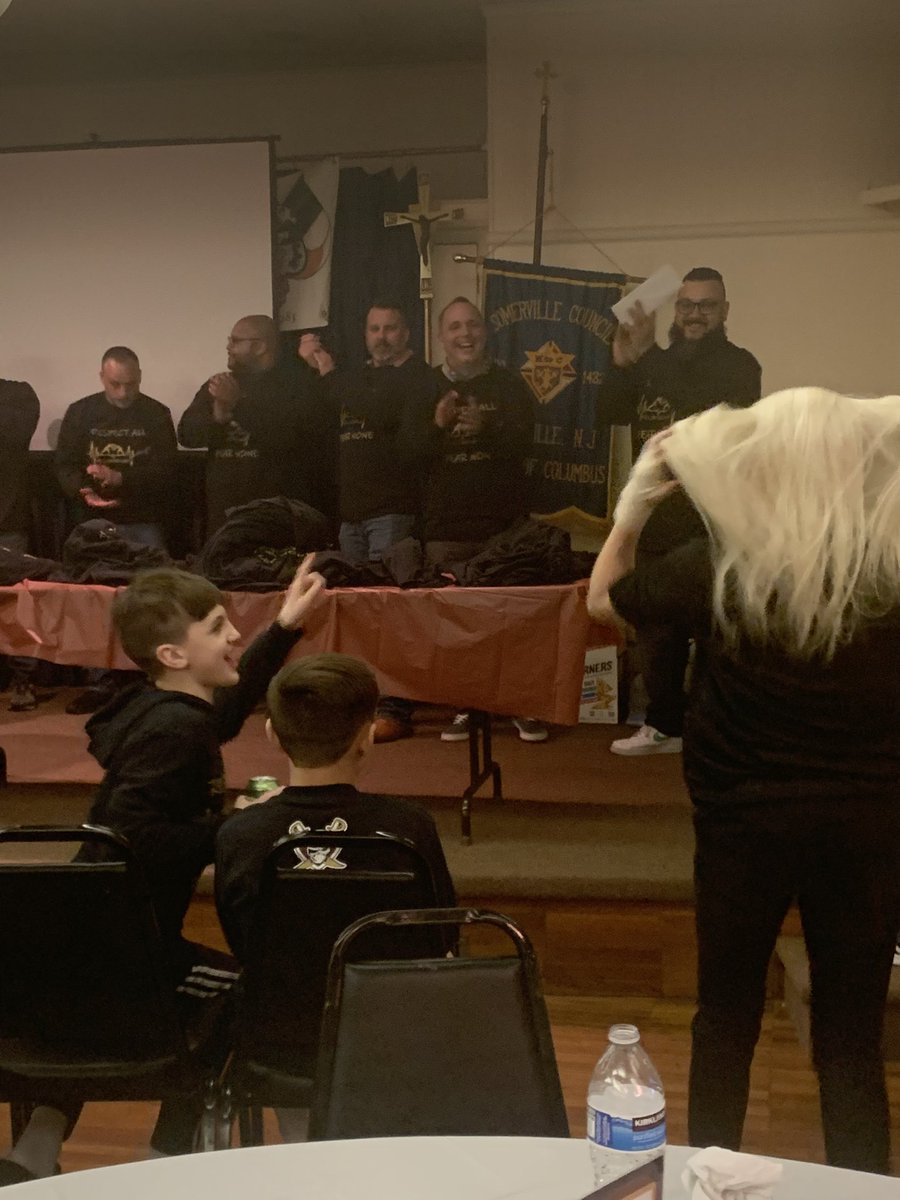 hwalt322's tweet photo. First FEMALE wrestling Coach in Somerset County NJ #wrestlingmom #Boro #lovemylittlewrestlingminions https://t.co/PfYhsRyVb3