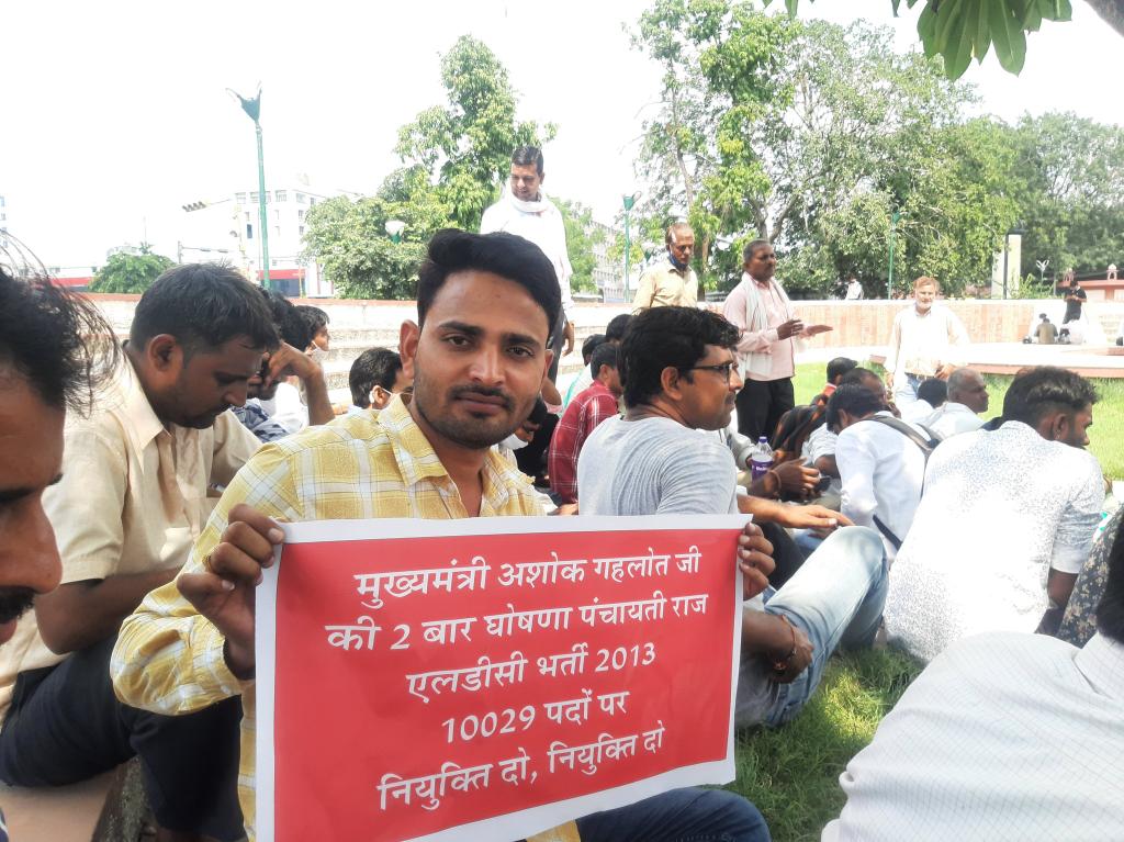 truenaat354's tweet photo. @TheUpenYadav @ashokgehlot51 https://t.co/yg4VX2Eyt1