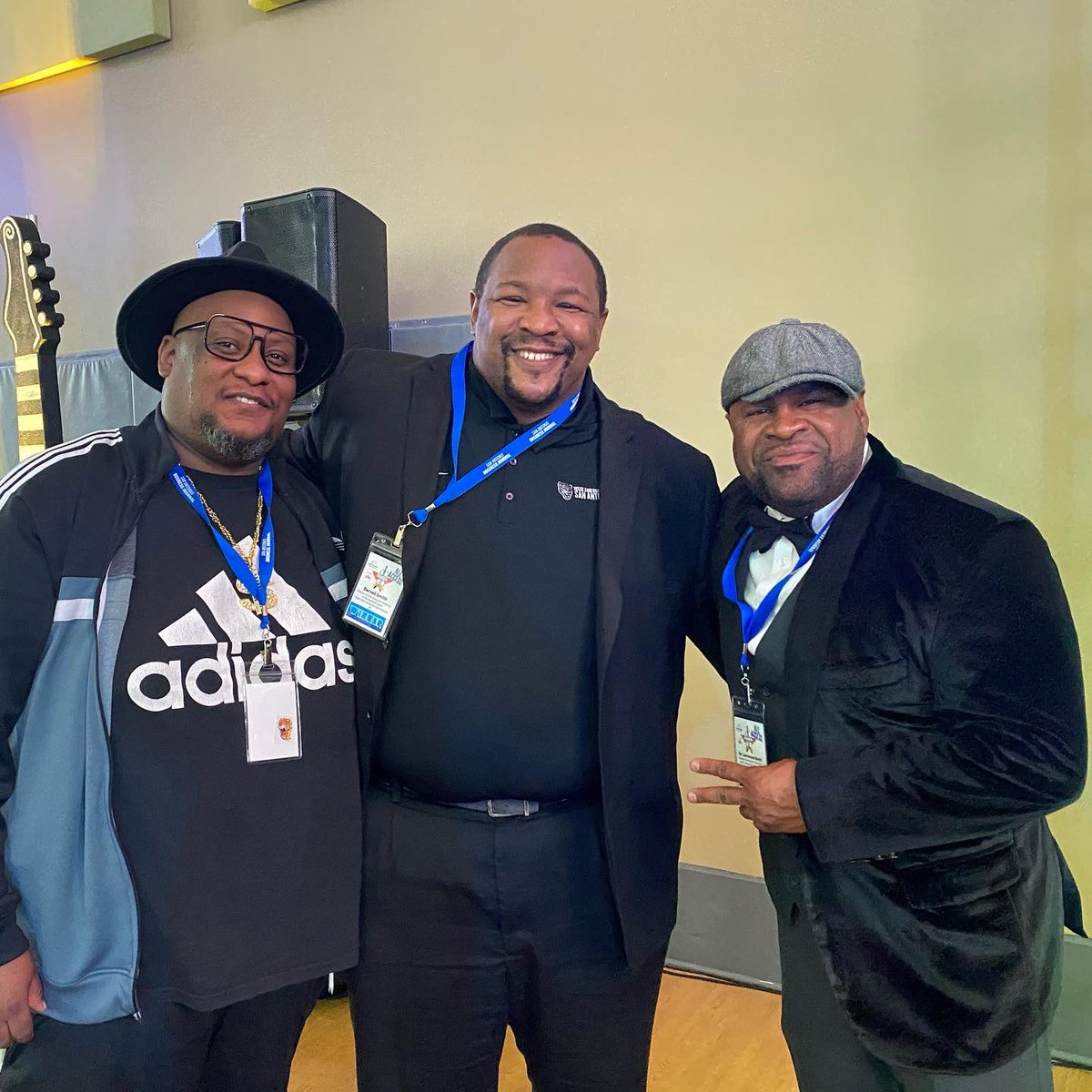 the4wardthinker's tweet photo. It was an incredible night of fun, celebration, and Rock n’ Roll! I had the honor to grace the stage with 39 other leaders in San Antonio, officially becoming a San Antonio Business Journal 40 Under 40 honoree!#SABJ #40Under402022 https://t.co/11wkrM6zWU