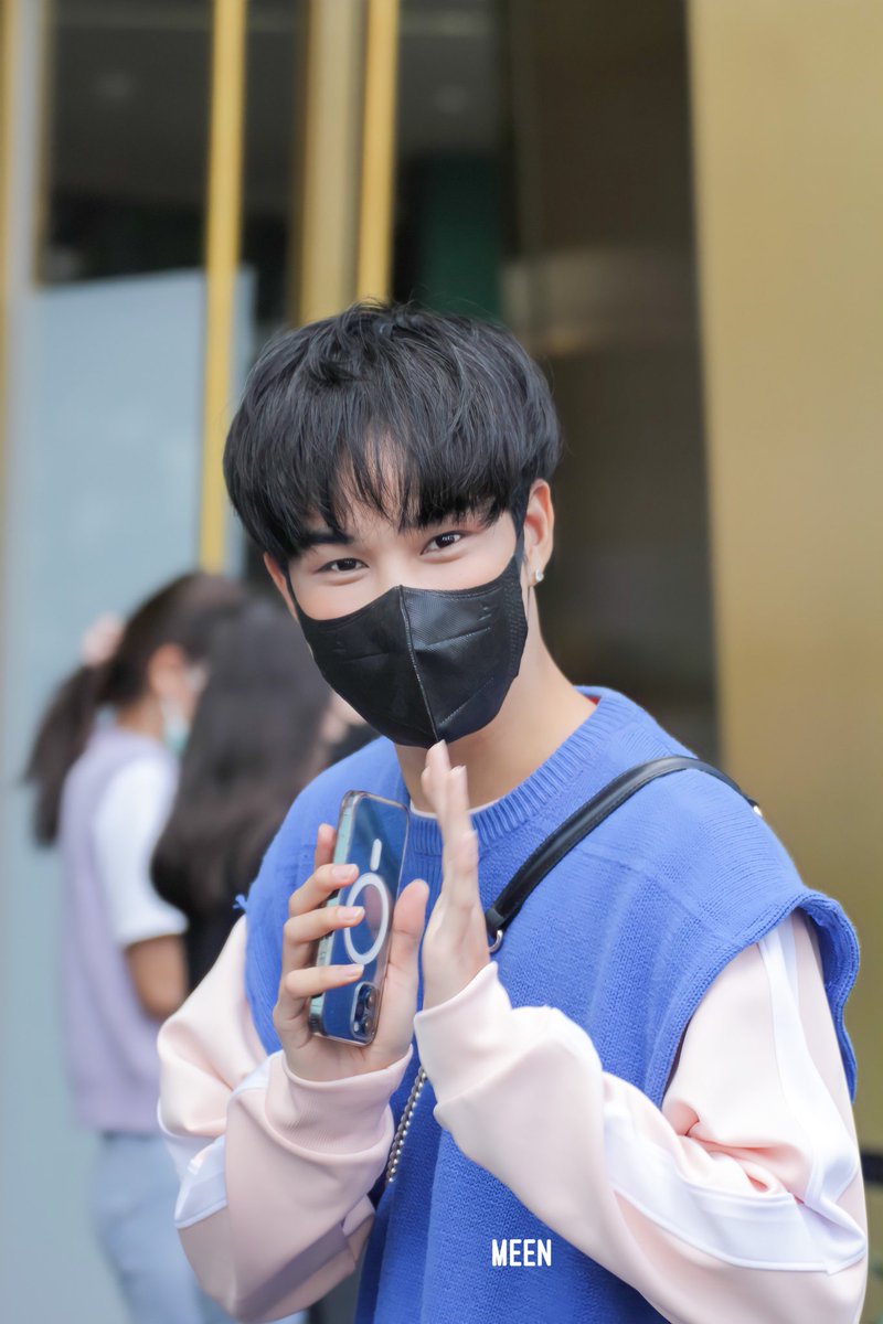 Ameen2303's tweet photo. คิดถึงต้าวพระอาทิตย์ยิ้มแฉ่ง☀️

#Artpakpoom https://t.co/9qfXiLdzhi