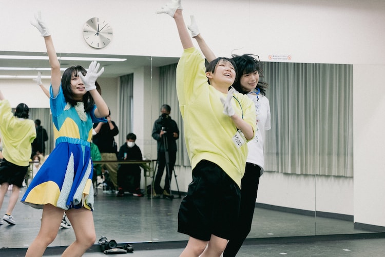 natalie_mu's tweet photo. 【イベントレポート】WACKに新しい仲間！合宿オーディションの末、GANG PARADEとASPに2名ずつ新加入（写真48枚）
https://t.co/DFnBmpiBIQ

#WACKオーデ #GANGPARADE #アイナスター #タンタン #ASP #カナエデーモン #アユナC #WAgg #WACK https://t.co/K0GQYFwmcA