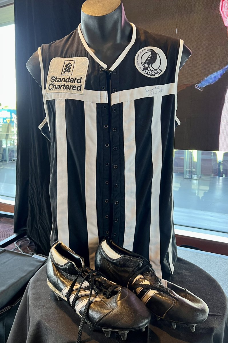 _Since1969's tweet photo. **THE BEST**
Gods No1 Guernsey & a boots at the Before The Bounce Function
#doitforrussell @PAFC https://t.co/ejsu6pUbpP