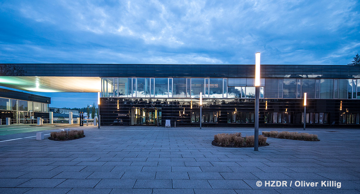 Research in Germany on Twitter "Check this out! The Dresden High