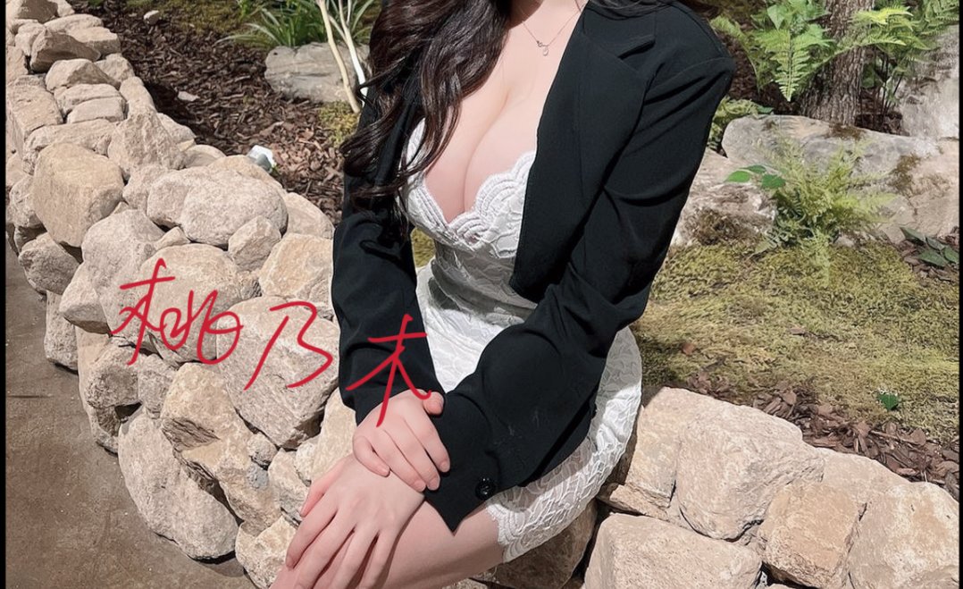 夏天到了，可以“清凉”出门了嘻嘻😍 #巨乳 #深V #超短裙 #露出 https://t.co/jnNdhvTLNm