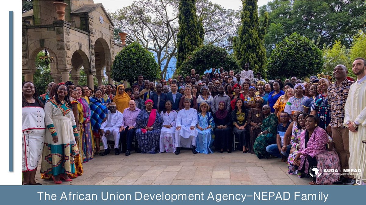 AUDA-NEPAD staff got together to honour Dr Ibrahim Mayaki at a farewell event on 25 March.
"...'Fundamentally,' I have learnt a lot from each one of you &amp; I love you.  I will always have AUDA-NEPAD on my mind," Dr Mayaki <a href="/NEPAD_Mayaki/">Ibrahim Mayaki</a>
