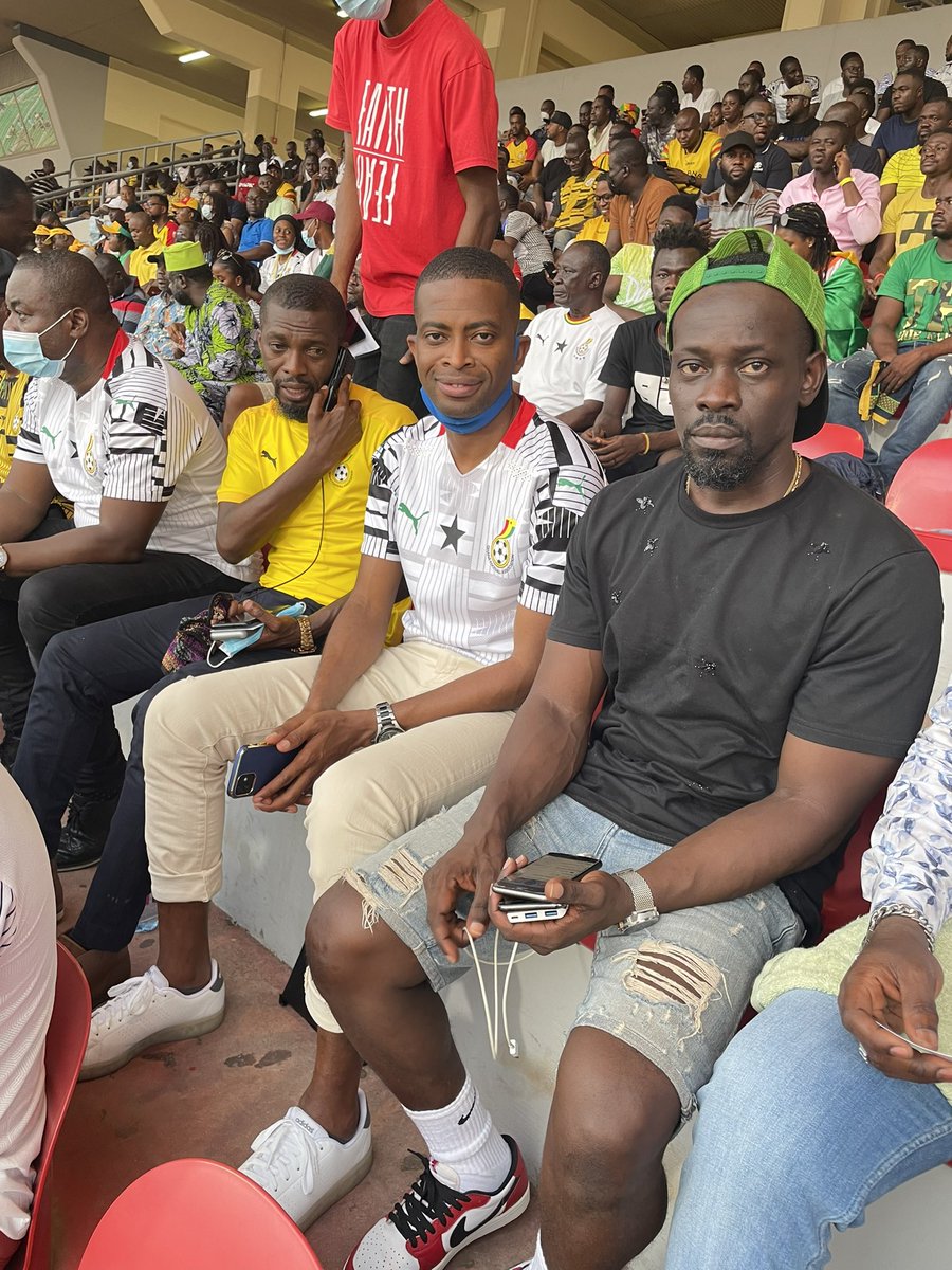 FaisalChibsah's tweet photo. 🇬🇭🇬🇭

So many positives to draw from our first game against naija. 
▪️a foundation to build on
▪️clearly defined game model that will need more than 3 games to implement 
▪️a buy-in from everyone 
▪️some rough diamonds 💎 (Afena)

All needed is bravery and positive thinking. 👏🏽👏🏽 https://t.co/BwHlGZjzcq