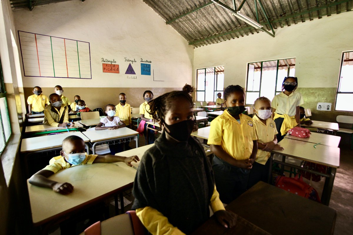 GEspiau's tweet photo. Muchas gracias @EnraizaDerechos por compartir los avances de la plataforma #Work4Progress en Mozambique @FundlaCaixa @agirrecenter @MartaSolsonaM https://t.co/FMNDCqVbkP