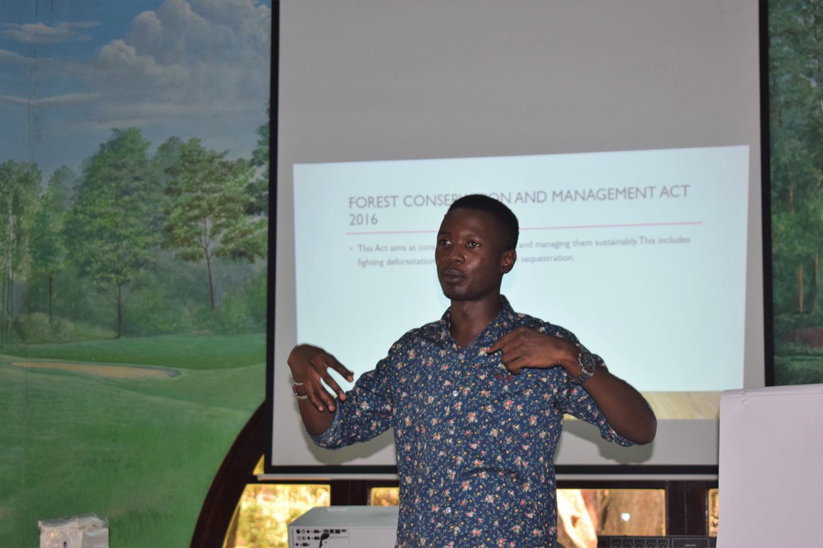 YoungMPsKenya's tweet photo. Session on existing frameworks in kenya.@Kiptanui_Kogei of the programs department explains the several policy frameworks and how they are implemented.
#coastedition https://t.co/itObkjsobA