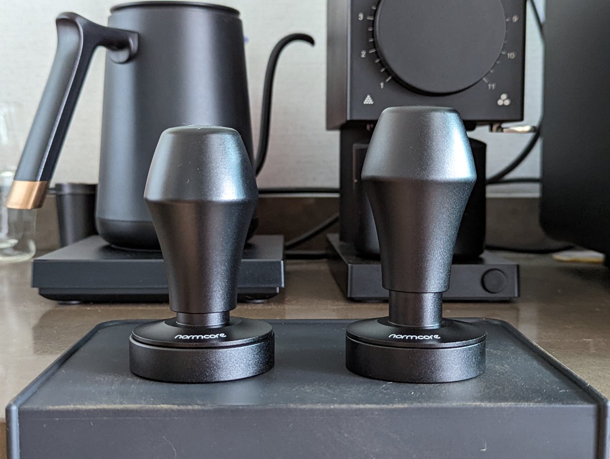 ystan_'s tweet photo. very kind folks at @normcorewares replaced a faulty tamper i bought a while back. today, they just sent me a new and improved version. unsolicited. the spring travel has improved vastly with the longer shaft. go hit them up if you are in the market for a calibrated tamper. https://t.co/DOUrjbarjL