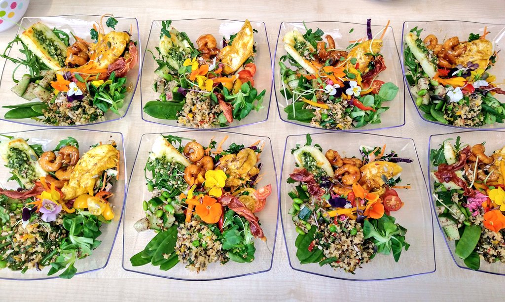 #Nourish bowls for our #Wellbeing afternoon 💚 bringing a little sunshine to the day! 🌈🌞 @SAfoodforlife #positivity #kindness #collaboration