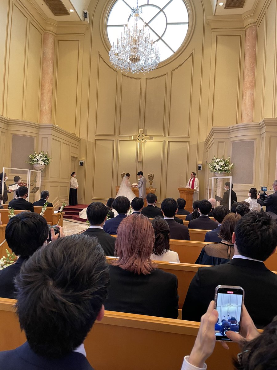 高校時代の友人の結婚式やったんですが、まさかの以前撮影したことある式場でした😳
幸せな気持ちになれる素敵な式でした👏✨