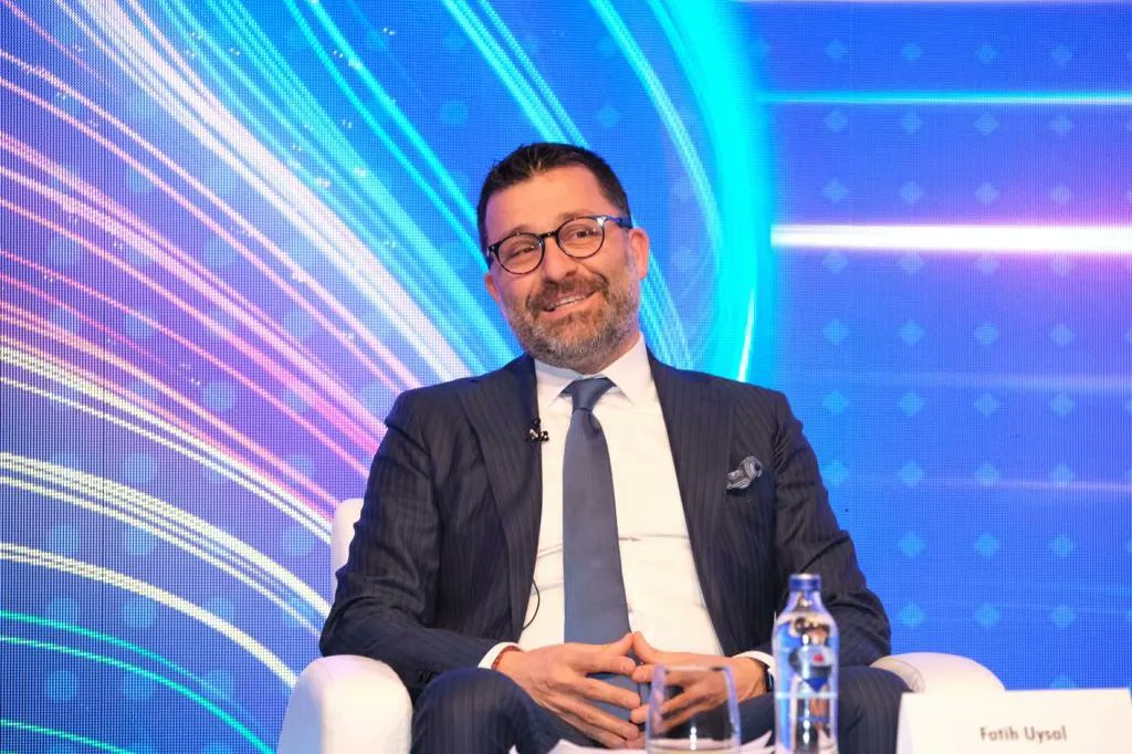 Sektörler Bazında Cinsiyet Bariyerleri ve İzlenen Politikalar Paneli eLogo Genel Müdürü Başak Kural moderatörlüğünde gerçekleşti. Panelde, Global Turks Excellence Başkanı ve Yönetici Ortağı Ayşegül Dicle Aydın, MediaMarkt Türkiye  İcra Komitesi Üyesi ve Hukuk &amp; Uyumluluk &amp; ...